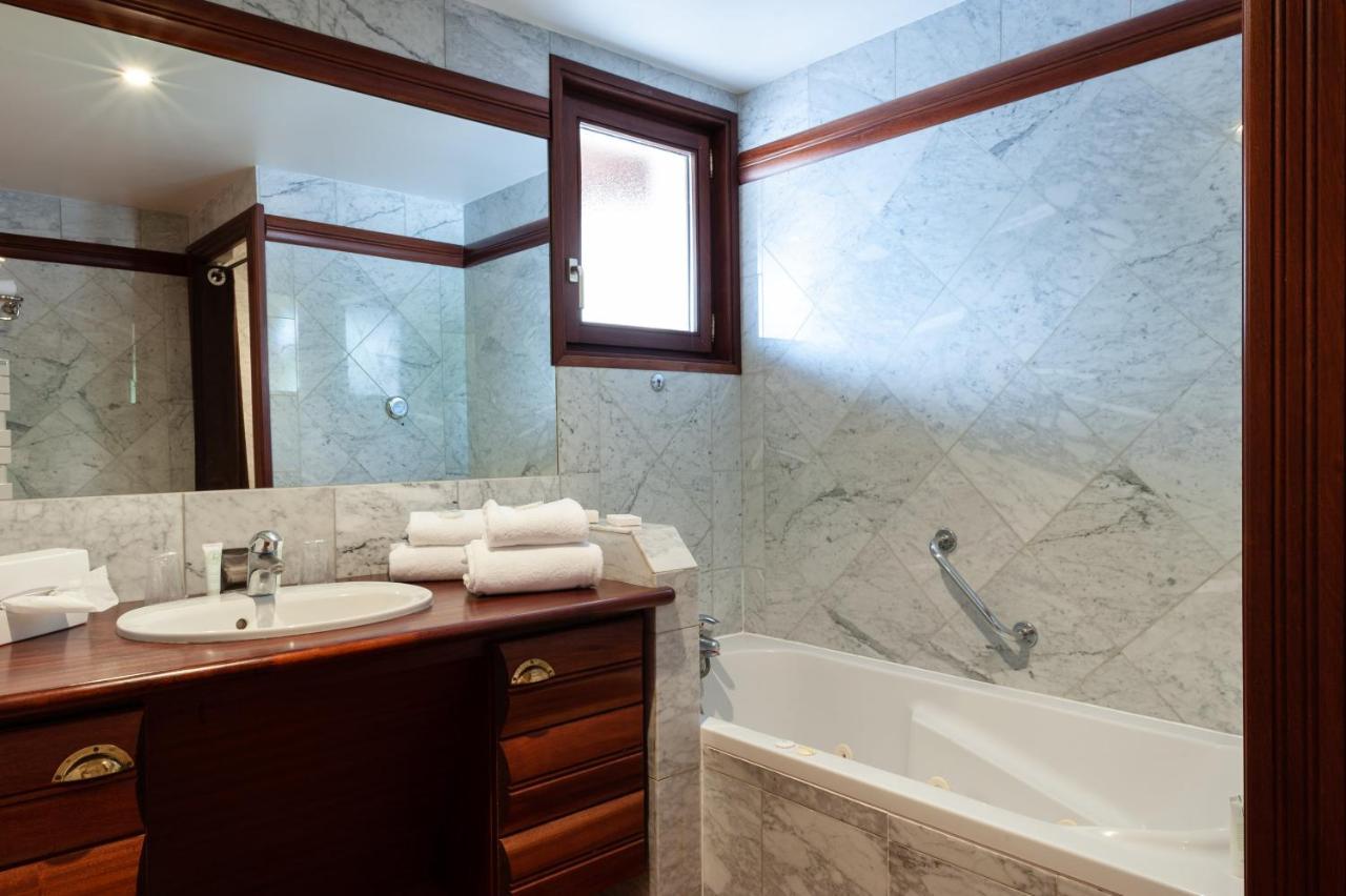 Hotel La Gentilhommiere Nuits-Saint-Georges Bagian luar foto